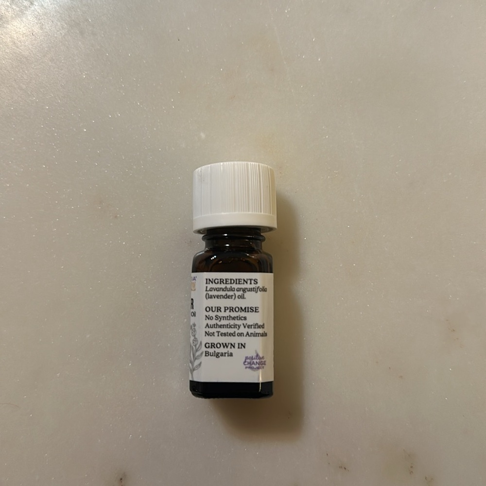 🆕 Aura Cacia lavender pure essential oil - Picture 2 of 4